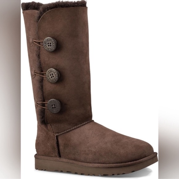 UGG Bailey button triplet boots in excellent used condition size 7 with box - Picture 6 of 17